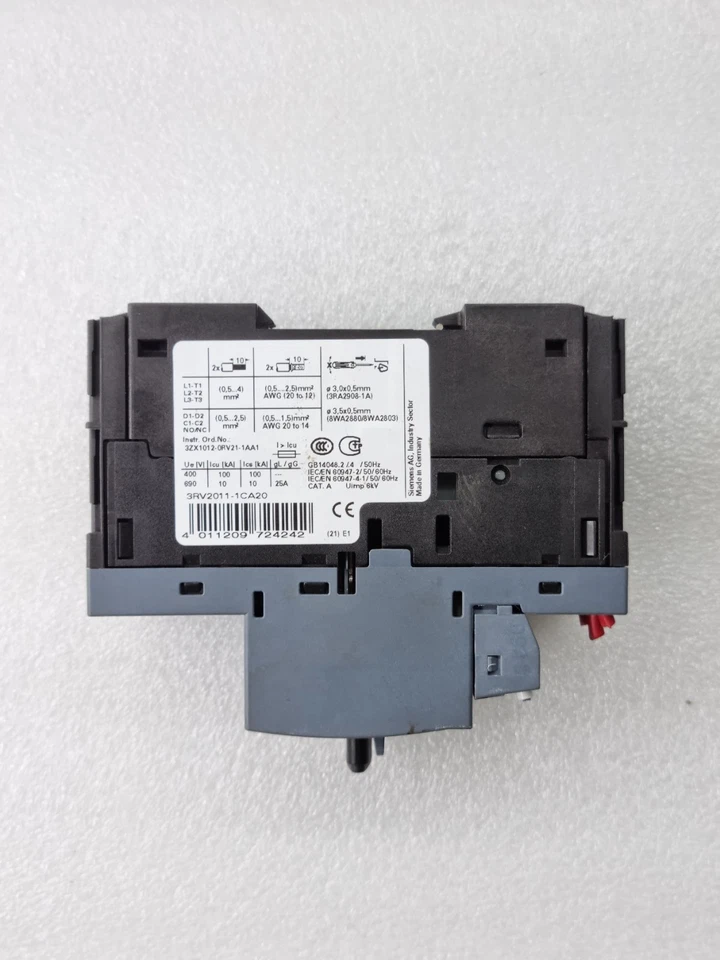 SIEMENS SIRIUS CIRCUIT BREAKER 3RV2011-1CA20 3RV20111CA20